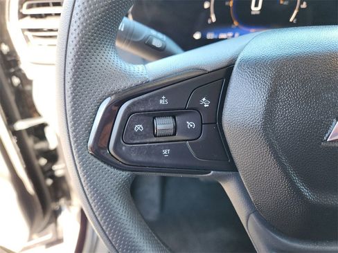 Used 2025 Chevrolet TrailBlazer LT image 25