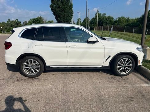Used 2018 BMW X3 xDrive30i w/ Executive Package AWD/4WD image 5