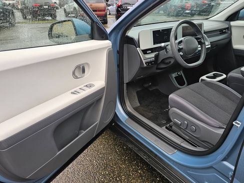 Used 2024 Hyundai Ioniq 5 SEL RWD image 17