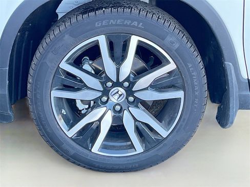 Used 2022 Honda Pilot Elite image 35