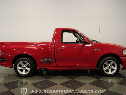 Used 2003 Ford F150 Lightning RWD image 15