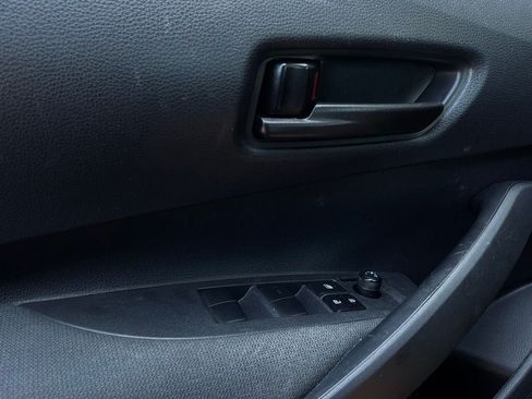 Used 2024 Toyota Corolla LE FWD image 19