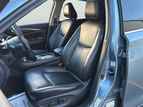 Used 2015 INFINITI Q50 Premium w/ Deluxe Touring Package image 12