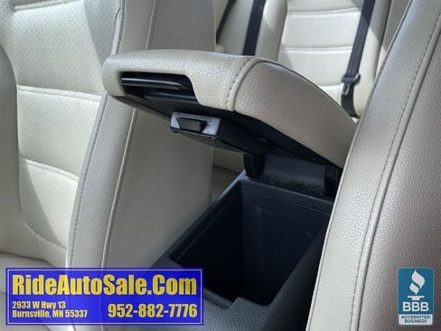 Used 2013 Volkswagen Jetta SE FWD image 35