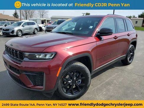 New 2026 Jeep Grand Cherokee Altitude AWD/4WD image 1