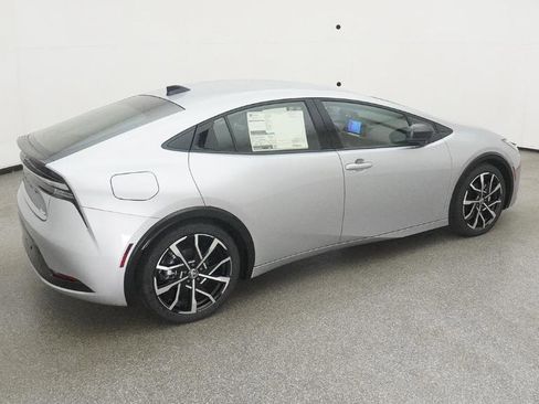 New 2026 Toyota Prius XSE image 9