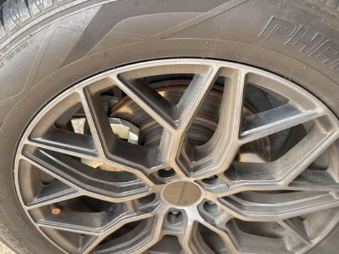 Used 2023 Toyota RAV4 LE image 18