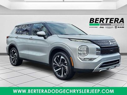 Used 2024 Mitsubishi Outlander SE