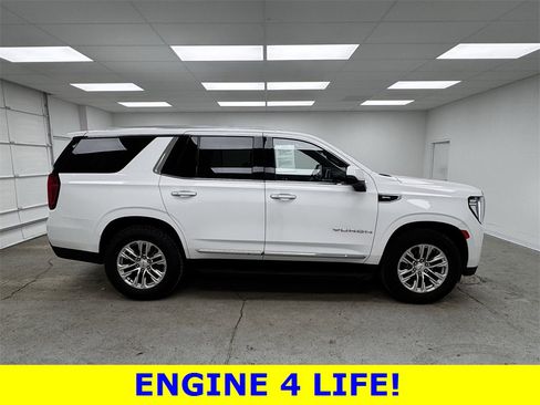 Used 2022 GMC Yukon SLT w/ SLT Luxury Package image 4