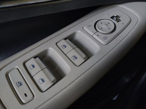 Used 2023 Hyundai Sonata SEL FWD image 27