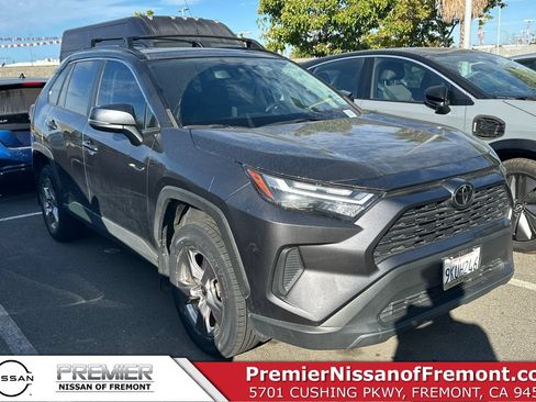 Used 2023 Toyota RAV4 XLE w/ Convenience Package FWD image 1