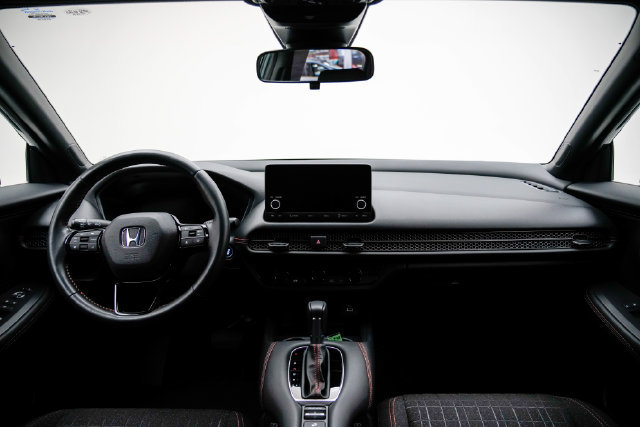 Certified 2025 Honda HR-V Sport image 16