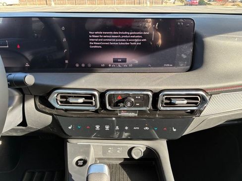New 2026 Nissan Sentra SR FWD image 16