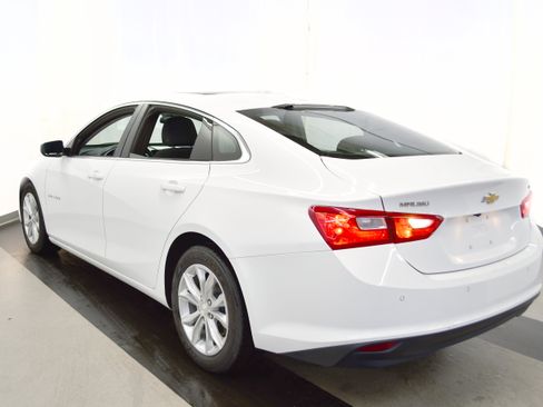 Used 2024 Chevrolet Malibu LT image 9
