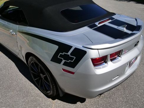 Used 2011 Chevrolet Camaro SS w/ RS Package RWD image 29