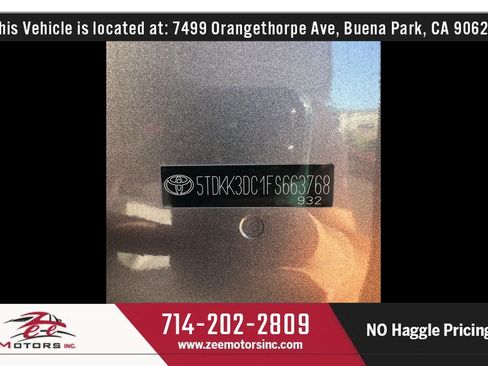 Used 2015 Toyota Sienna LE FWD image 55