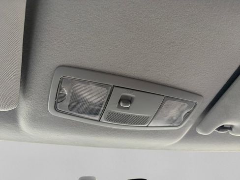 Used 2018 Mitsubishi Outlander Sport ES AWD/4WD image 16