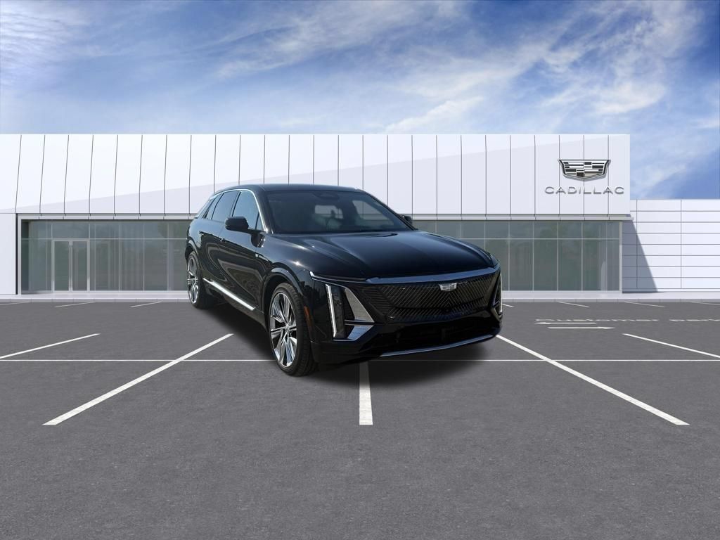 Certified 2024 Cadillac Lyriq Luxury AWD/4WD image 1