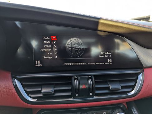 Used 2018 Alfa Romeo Giulia Ti Sport w/ Quick Order Package 22S Sport image 23