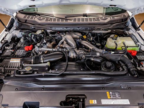 Used 2026 Ford F250 Platinum image 30