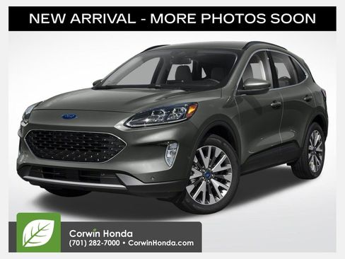 Used 2020 Ford Escape Titanium image 1