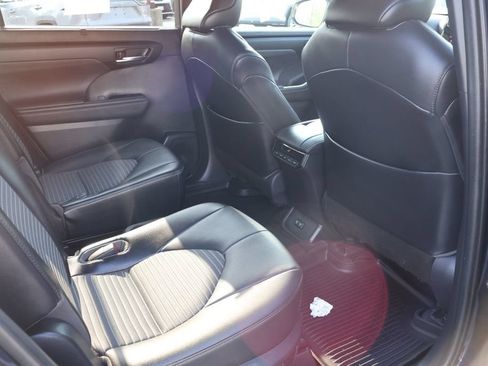 Certified 2021 Toyota Highlander XSE AWD/4WD image 20