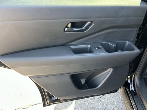 New 2026 Nissan Pathfinder SV w/ SV Premium Package FWD image 21
