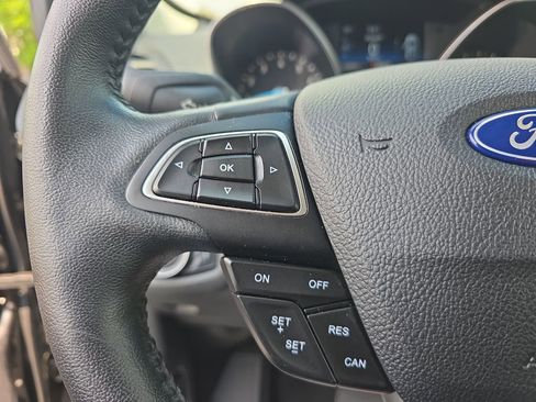 Used 2019 Ford Escape SEL image 23