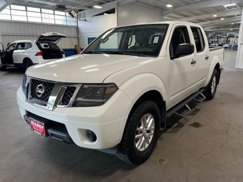 Used 2019 Nissan Frontier SV AWD/4WD image 7