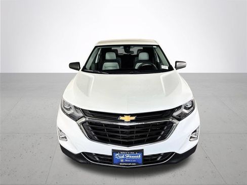 Used 2021 Chevrolet Equinox LS w/ LS Convenience Package AWD/4WD image 3