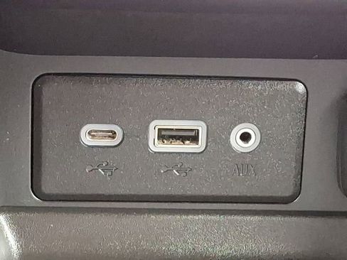 Used 2018 GMC Terrain SLE image 23