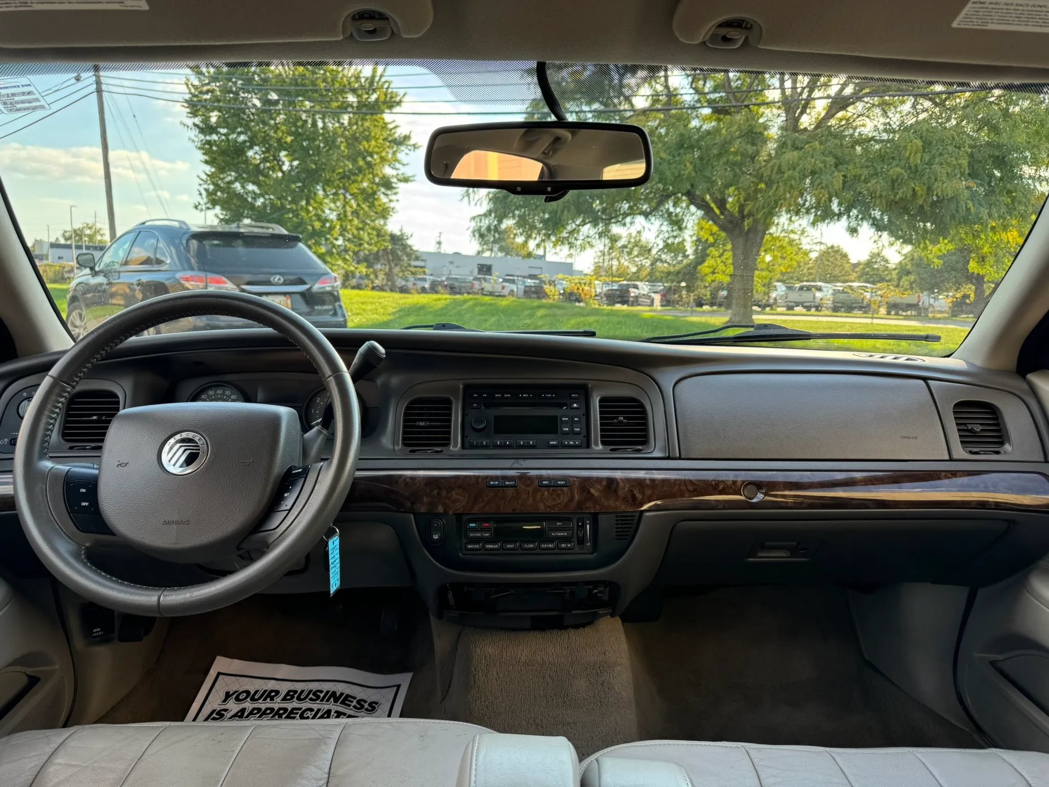 Used 2010 Mercury Grand Marquis LS RWD image 13
