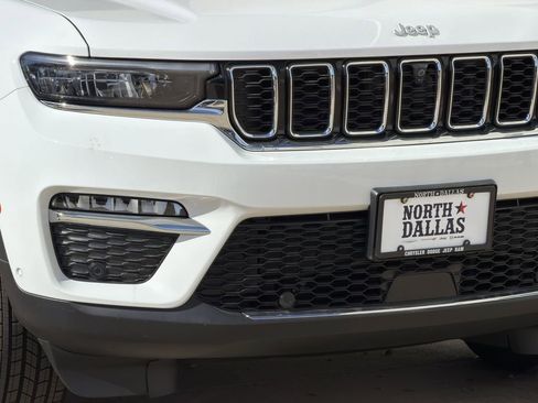 New 2025 Jeep Grand Cherokee Limited w/ Luxury Tech Group II AWD/4WD image 7