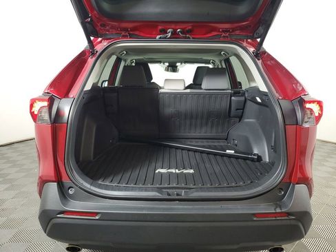 Used 2025 Toyota RAV4 XLE w/ Convenience Package image 9