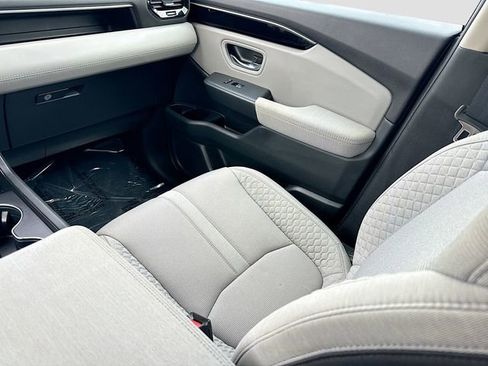 Certified 2023 Honda Pilot LX image 21