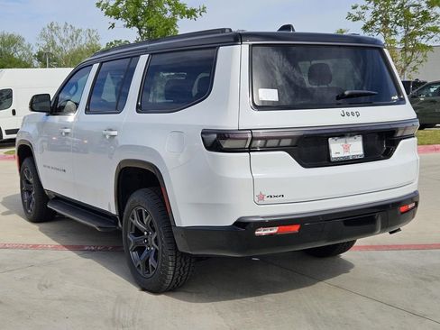 New 2026 Jeep Grand Wagoneer 4WD image 3