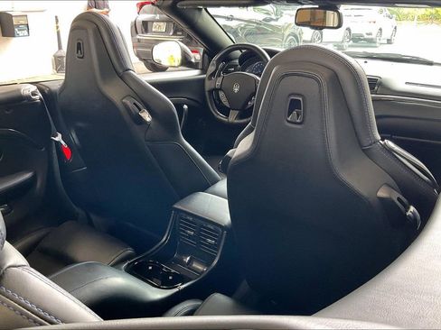 Used 2018 Maserati GranTurismo Sport RWD image 18