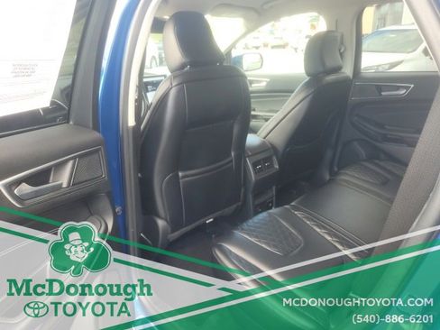 Used 2023 Ford Edge Titanium image 25