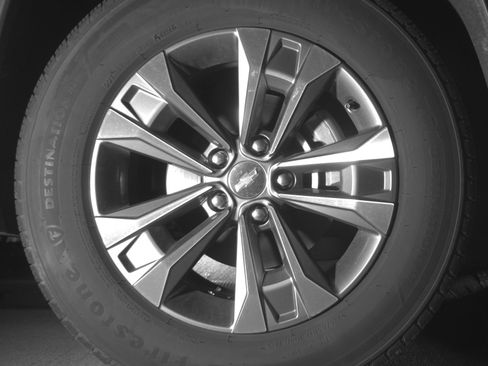 Used 2025 Chevrolet Equinox LT image 13