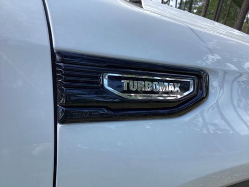 New 2025 GMC Sierra 1500 Pro w/ Pro Value Package AWD/4WD image 9