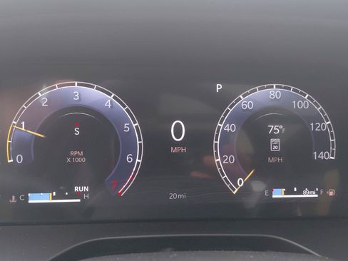 New 2026 Jeep Grand Cherokee L Limited w/ Luxury Tech Group II AWD/4WD image 44