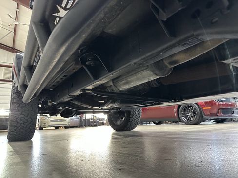 Used 2015 Jeep Wrangler Unlimited Sahara w/ Connectivity Group image 33