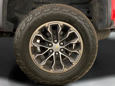 Used 2018 Chevrolet Colorado ZR2 image 22