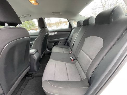 Certified 2023 Kia Forte LXS w/ LXS Technology Package image 16