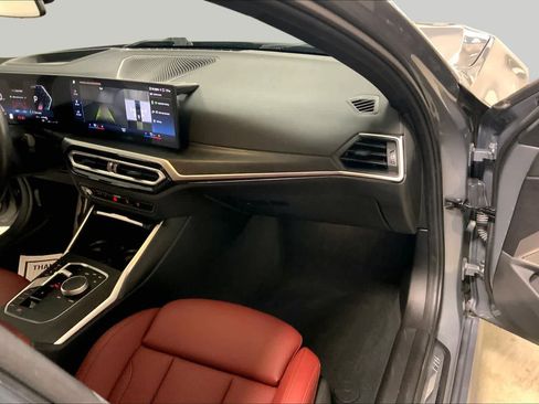 Certified 2023 BMW 330i xDrive Sedan w/ M Sport Package AWD/4WD image 18