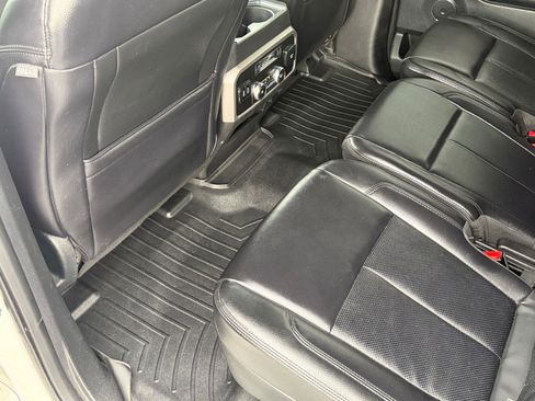 Used 2019 Ford Expedition Max XLT w/ Equipment Group 202A AWD/4WD image 36