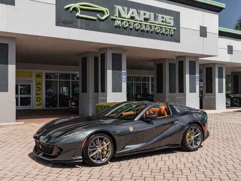 Used 2022 Ferrari 812 GTS RWD image 21