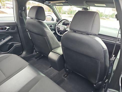 Used 2024 Honda Civic Sport image 11