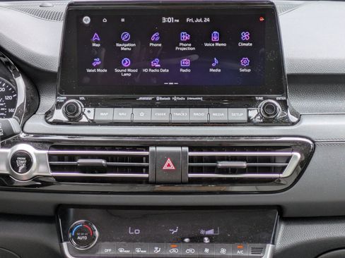 Certified 2023 Kia Seltos SX w/ SX Sunroof Package AWD/4WD image 14