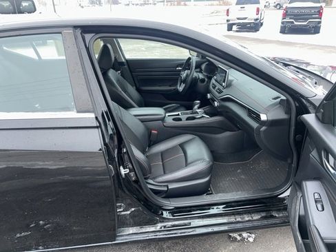 Used 2020 Nissan Altima 2.5 SR image 27